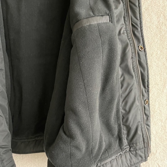 Polo Ralph Lauren Insulated Jacket Windbreaker with Stow Away Hood. - Picture 6 of 7